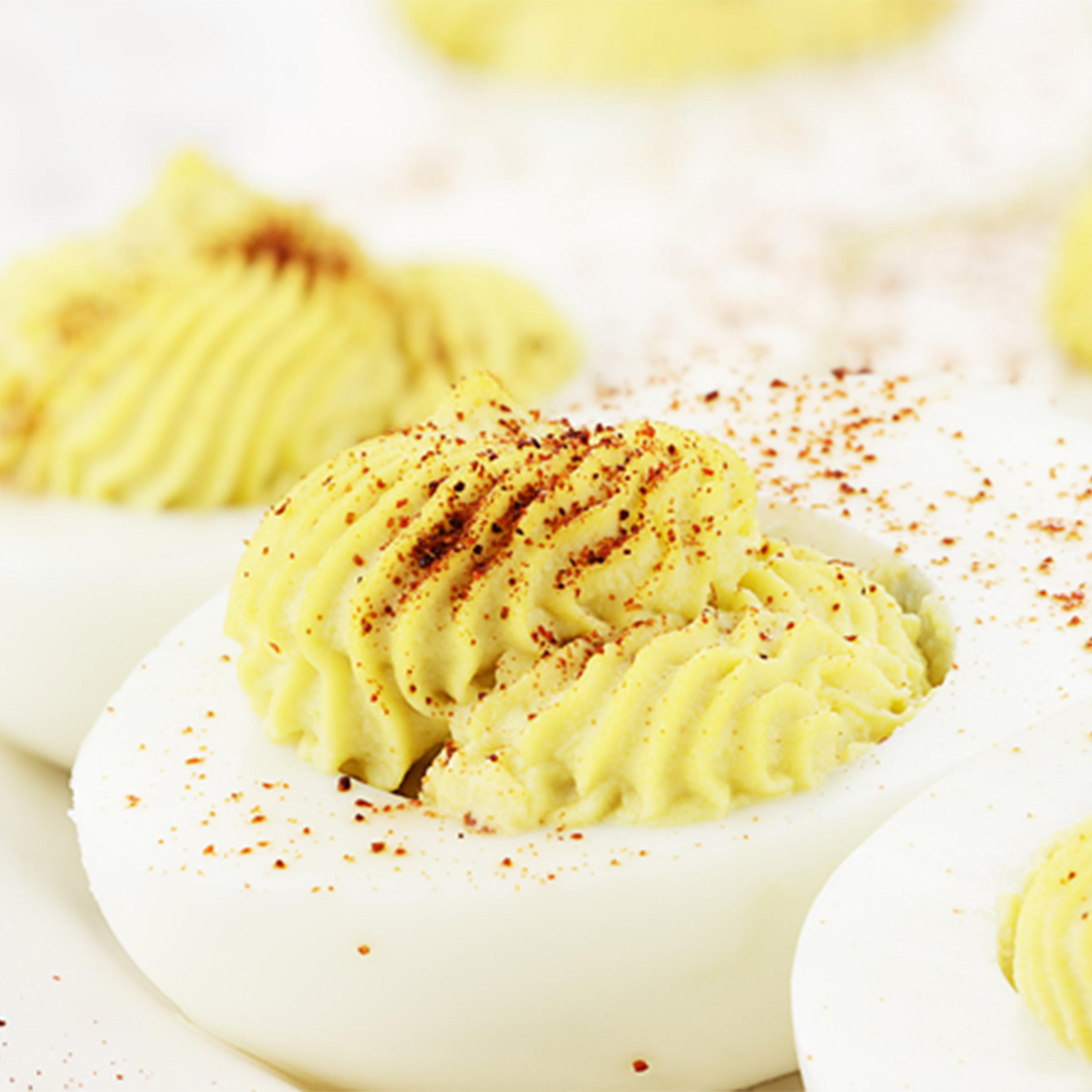 Easy Eggs® Cage-Free Peeled Hard Cooked Eggs, 6/6 Count Retail Ready Dry Pack