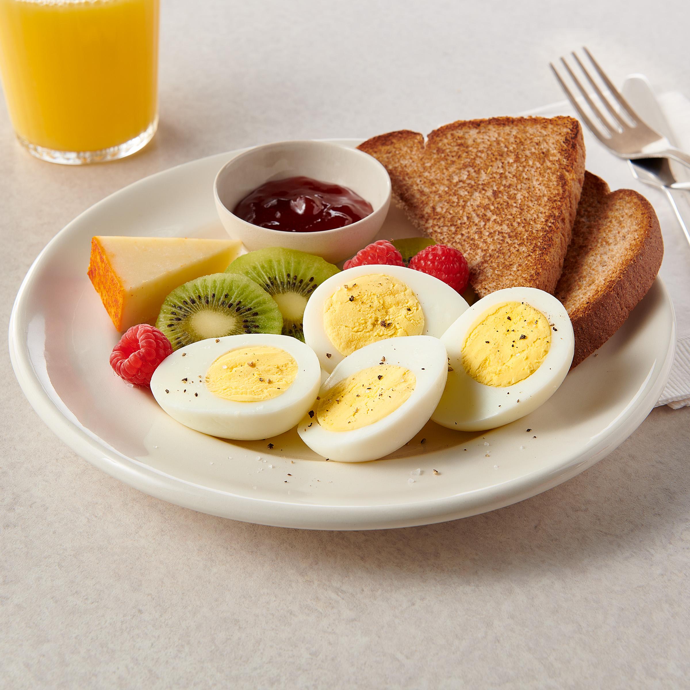 Papetti's® Refrigerated Peeled Hard Cooked Eggs, 4/5 Lb Bag Dry Pack